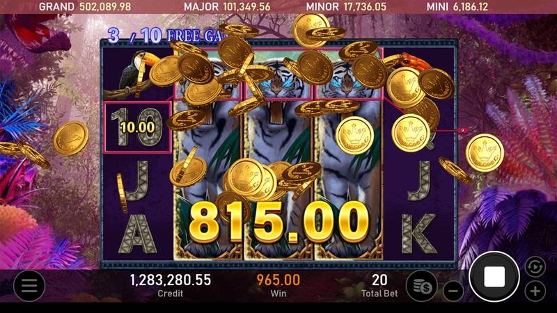 金幣動畫、單段分數、底部 Win 與左上角免費遊戲進度,要分開閱讀。