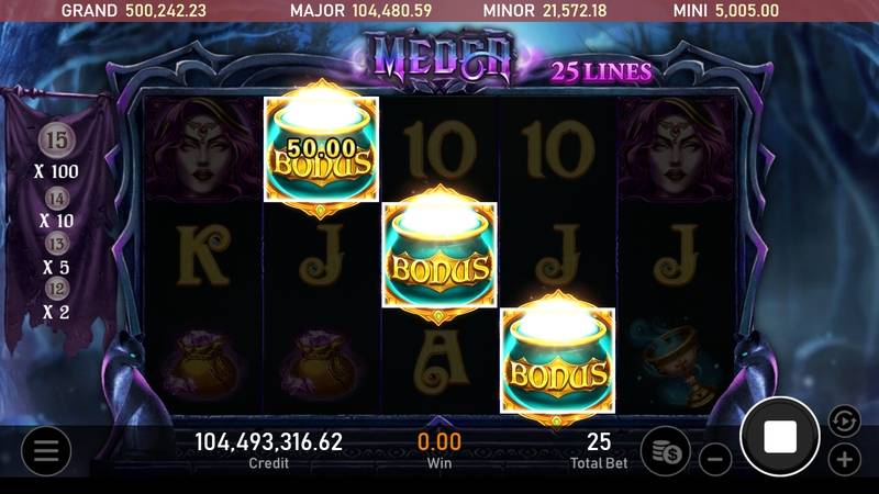 發光的 BONUS 魔法甕，是免費遊戲的辨識重點。